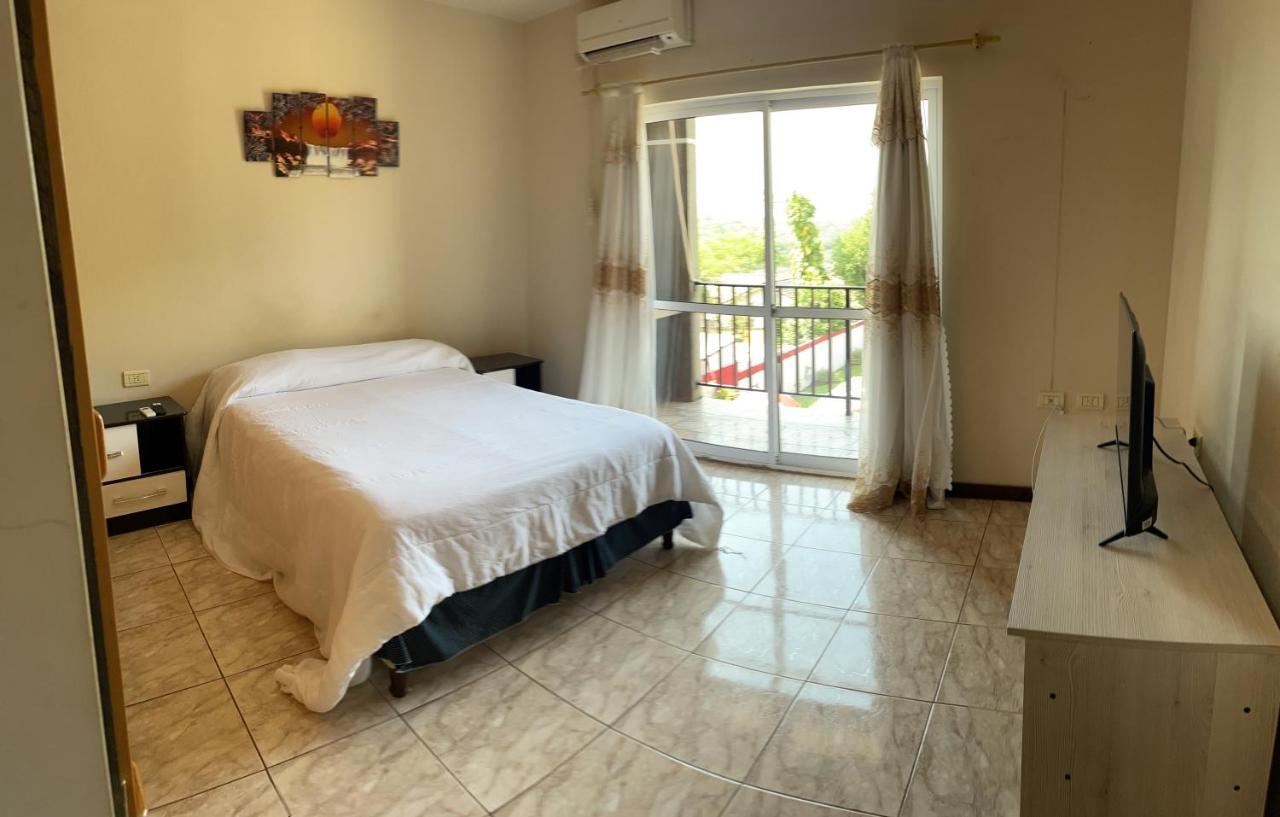 El Tata Aparthotel Puerto Iguazu Bagian luar foto